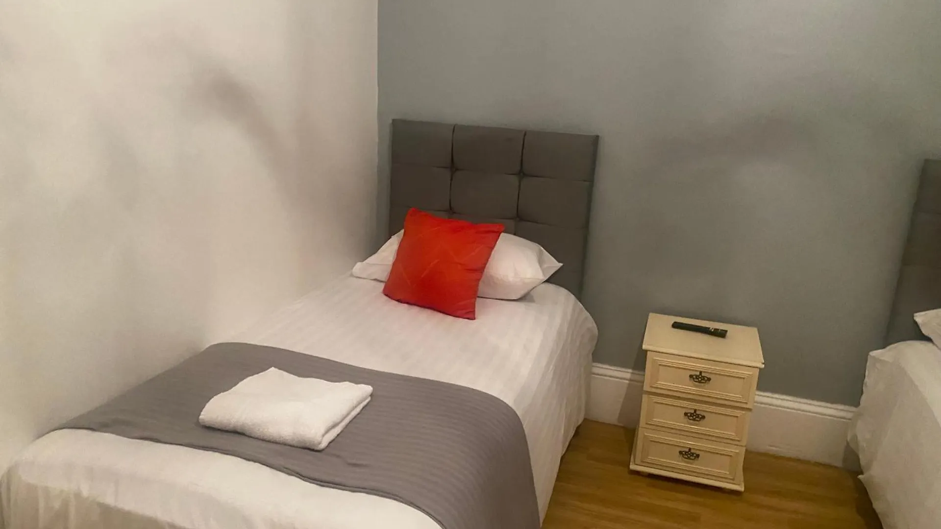 The Clifton Hotel Newcastle בריטניה